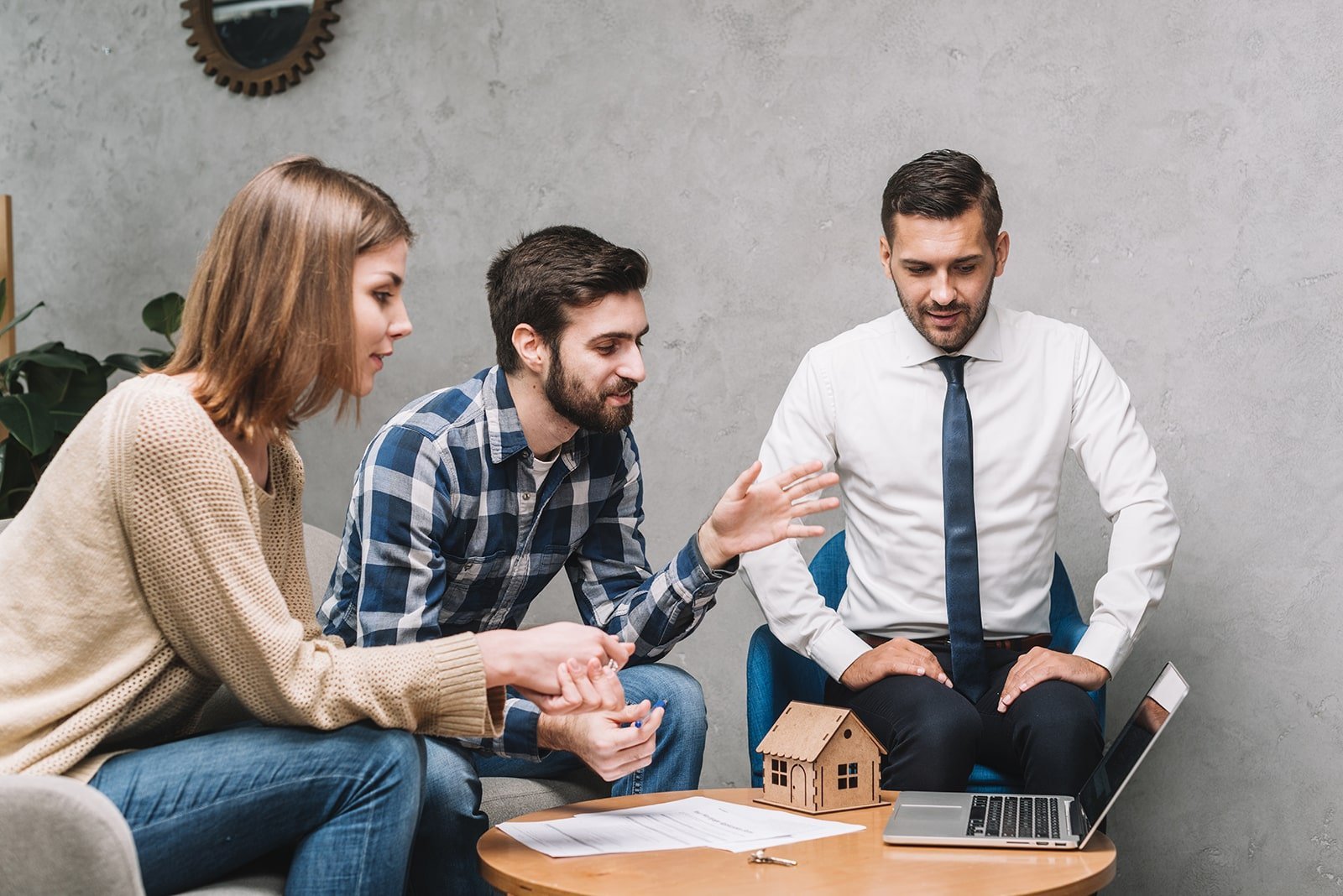 Does homeowners insurance cover snow damage?